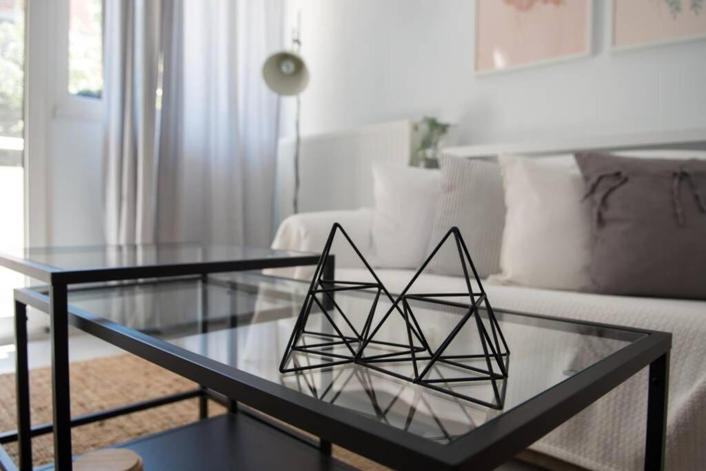 Your Cozy Downtown Home - Apartment Лариса Экстерьер фото