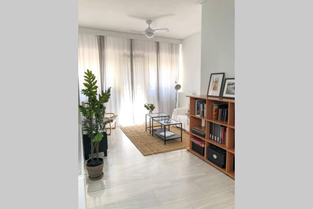 Your Cozy Downtown Home - Apartment Лариса Экстерьер фото